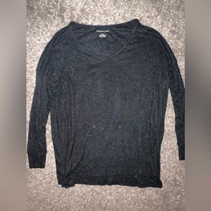 American Eagle V-Neck